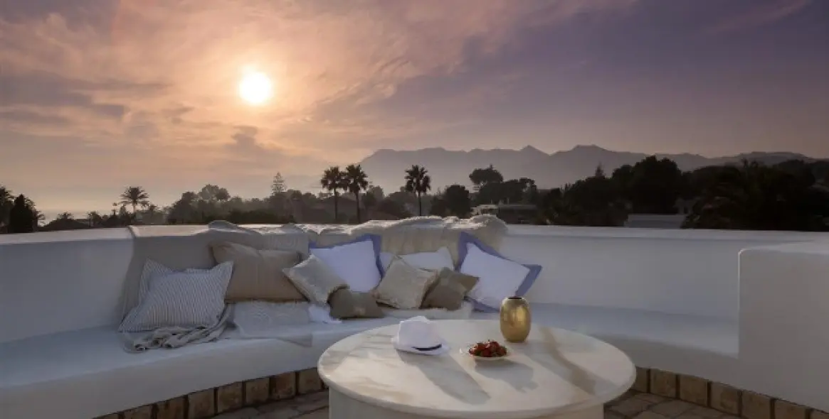 Краткосрочная аренда  отдельно стоящей виллы в Los Monteros 28