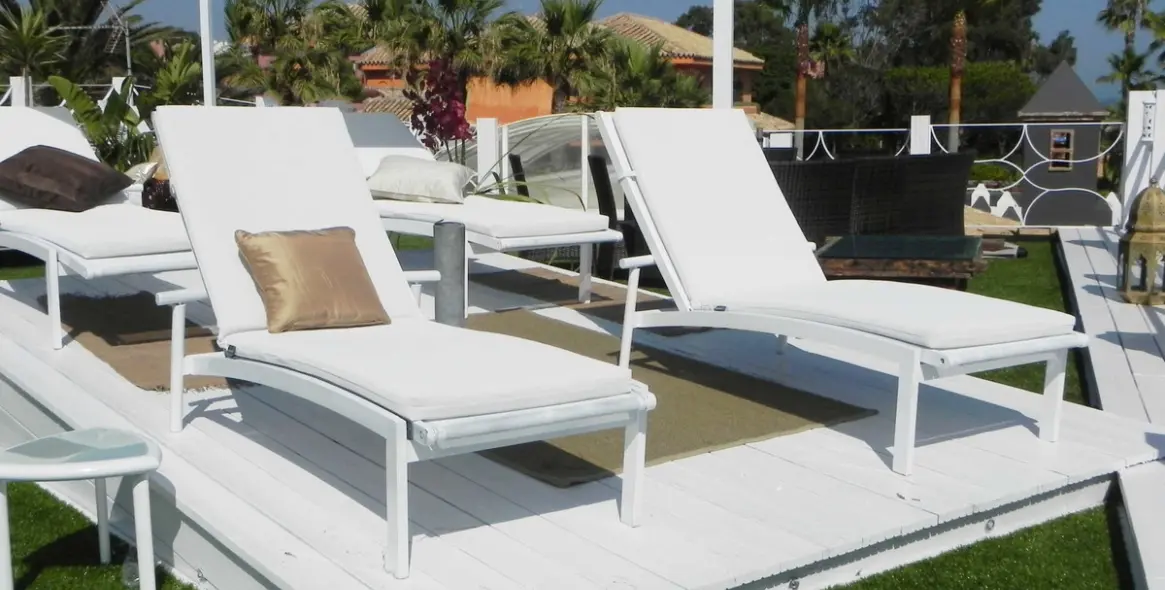 Краткосрочная аренда  отдельно стоящей виллы в Los Monteros 34