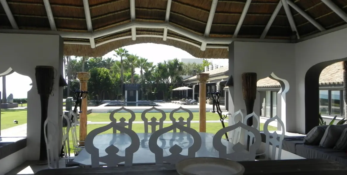 Краткосрочная аренда  отдельно стоящей виллы в Los Monteros 40