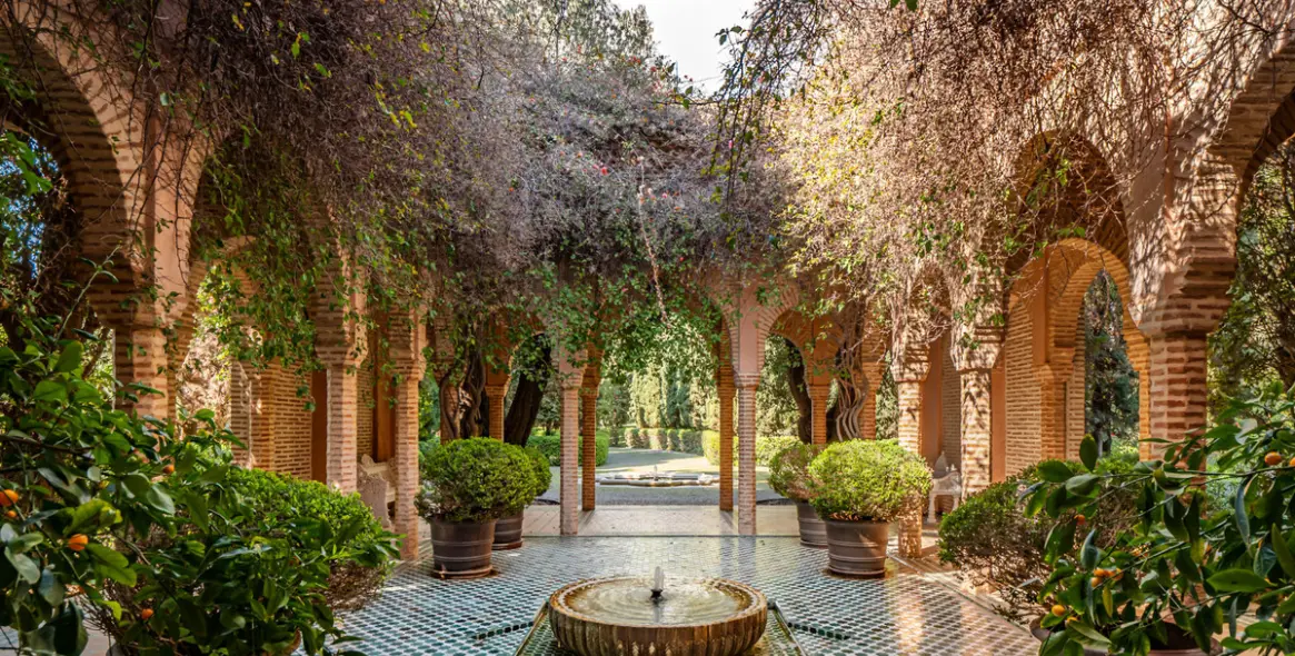 Short-term rent of detached villa in The Golden Mile 14