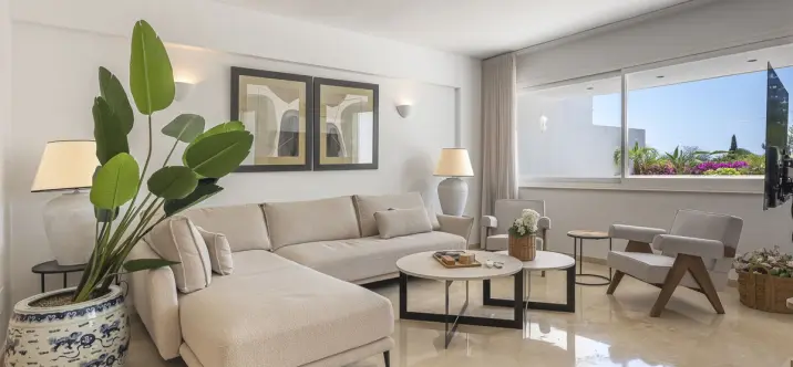 Middle floor apartment R5108329 4