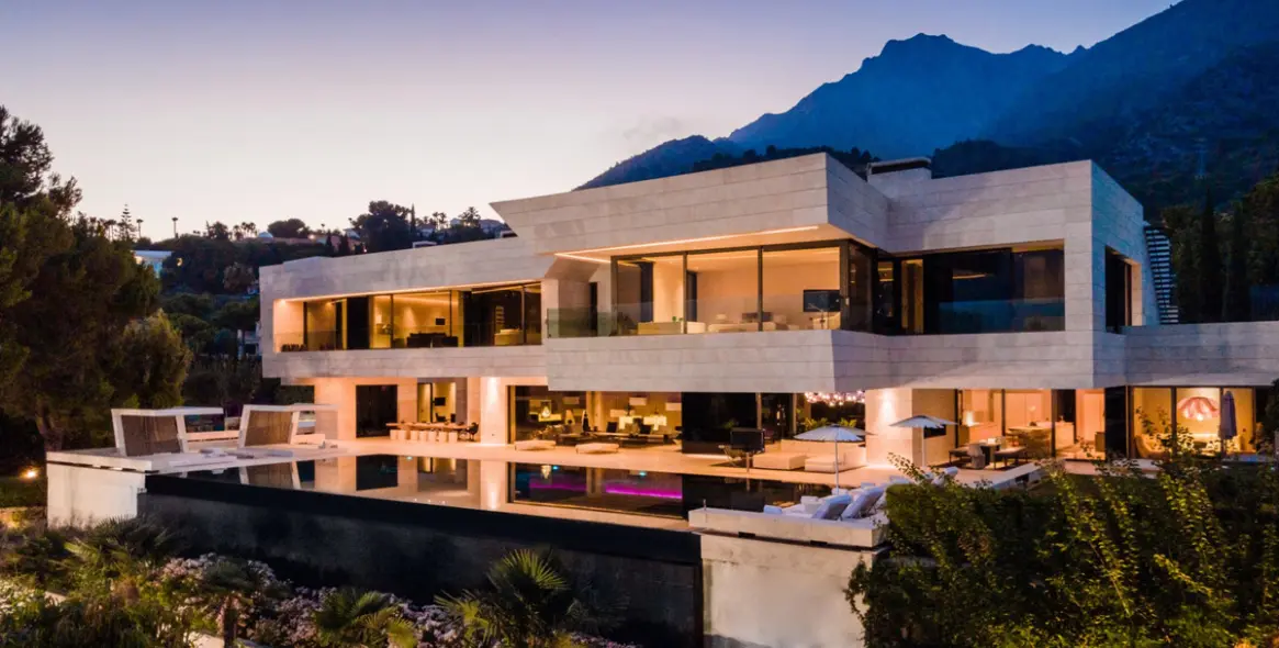 Short-term rent of detached villa in Marbella 2