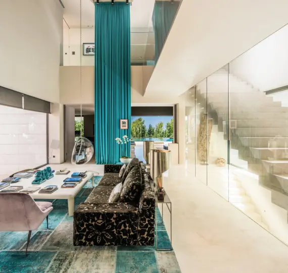 Short-term rent of detached villa in Marbella
