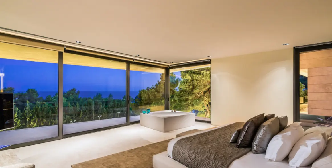 Short-term rent of detached villa in Marbella 15