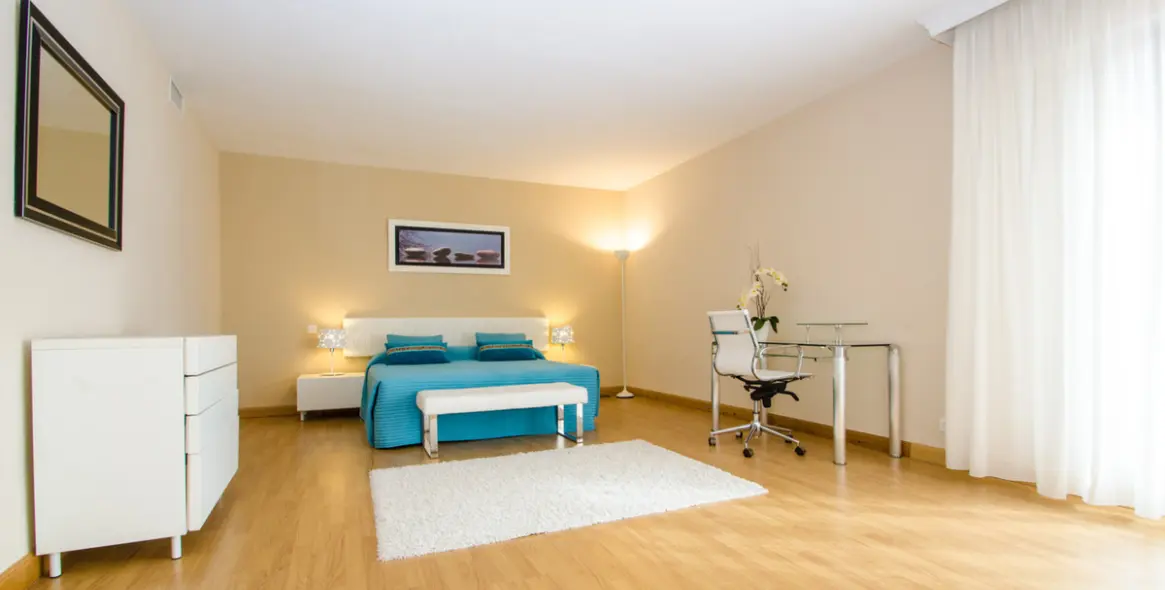 Краткосрочная аренда  отдельно стоящей виллы в Puerto Banús 10