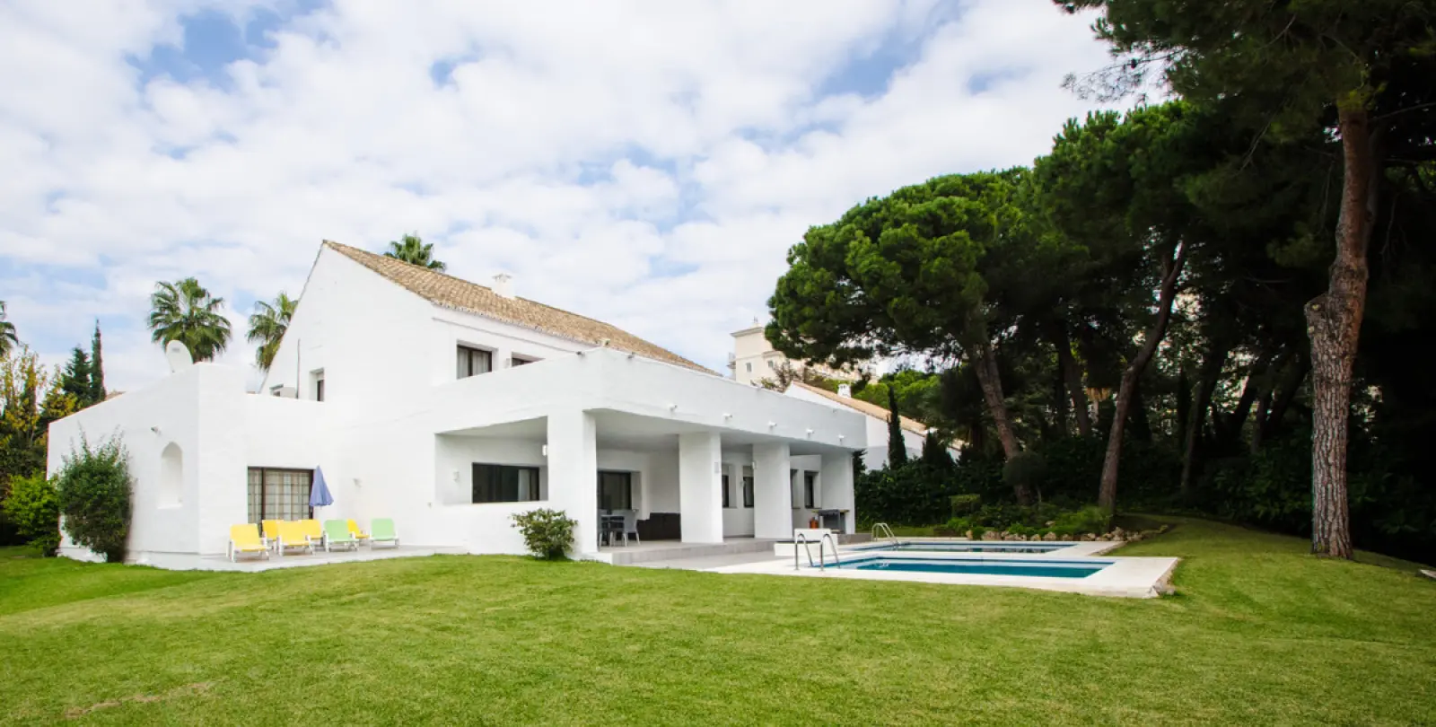 Краткосрочная аренда  отдельно стоящей виллы в Puerto Banús 1
