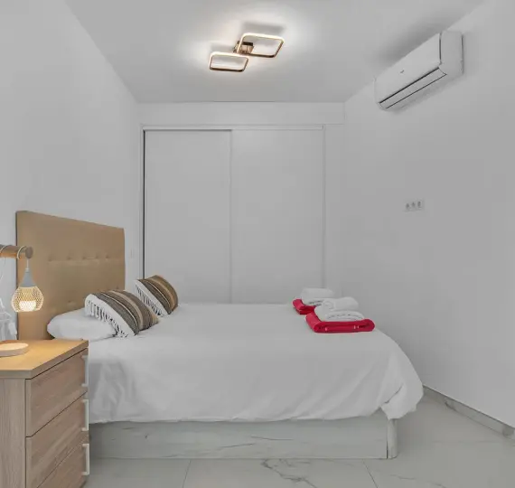 Краткосрочная аренда дома на две семьи в Nueva Andalucía