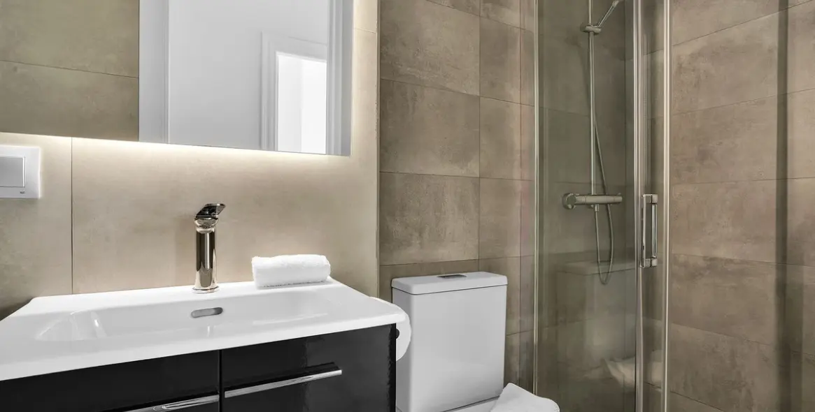 Краткосрочная аренда дома на две семьи в Nueva Andalucía 8