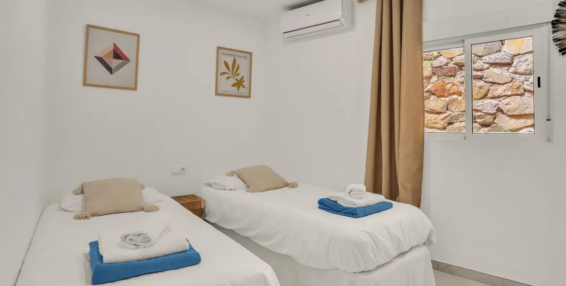 Краткосрочная аренда дома на две семьи в Nueva Andalucía 17