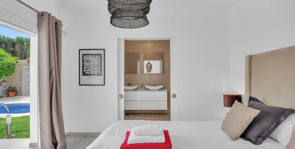 Short-term rent of semi-detached house in Nueva Andalucía 27