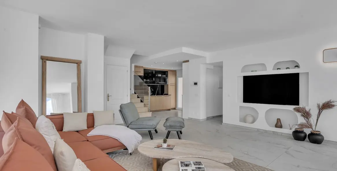 Short-term rent of semi-detached house in Nueva Andalucía 30