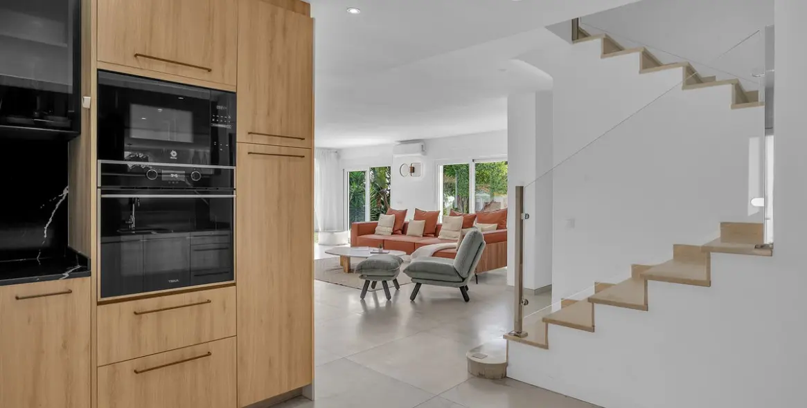 Short-term rent of semi-detached house in Nueva Andalucía 37