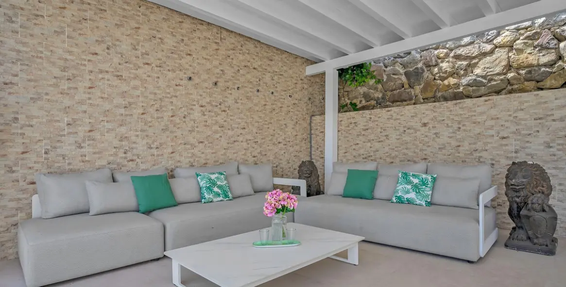 Short-term rent of semi-detached house in Nueva Andalucía 43