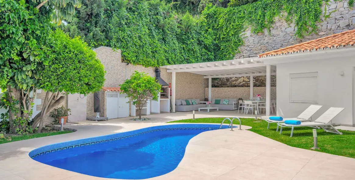 Short-term rent of semi-detached house in Nueva Andalucía 47