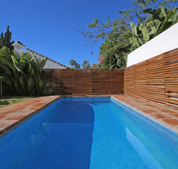 Краткосрочная аренда  отдельно стоящей виллы в Marbella