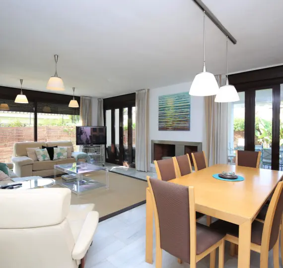 Краткосрочная аренда  отдельно стоящей виллы в Marbella