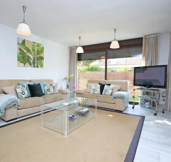 Краткосрочная аренда  отдельно стоящей виллы в Marbella