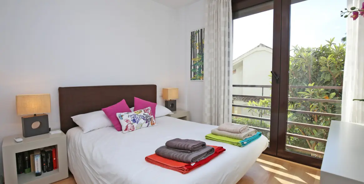 Short-term rent of detached villa in Marbella 18