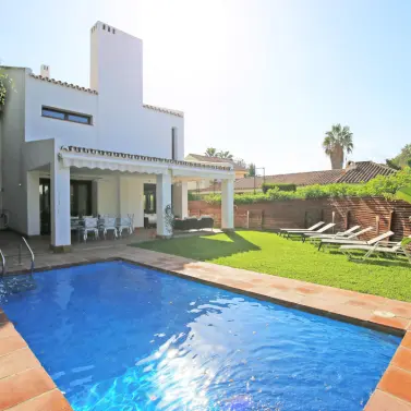 Краткосрочная аренда  отдельно стоящей виллы в Marbella