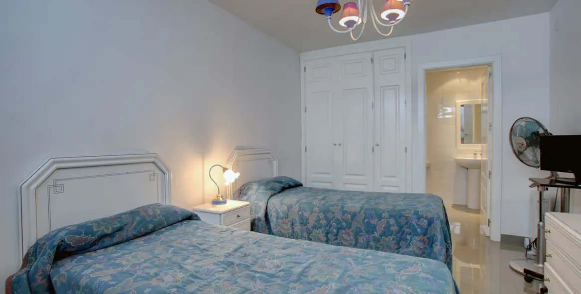 Short-term rent of detached villa in Marbella 20