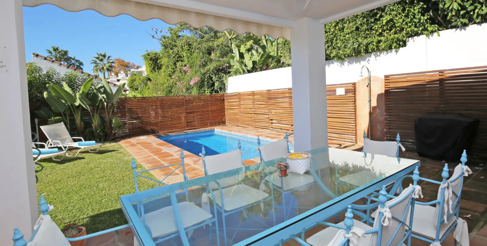 Alquiler a corto plazo de villa independiente en Marbella 2