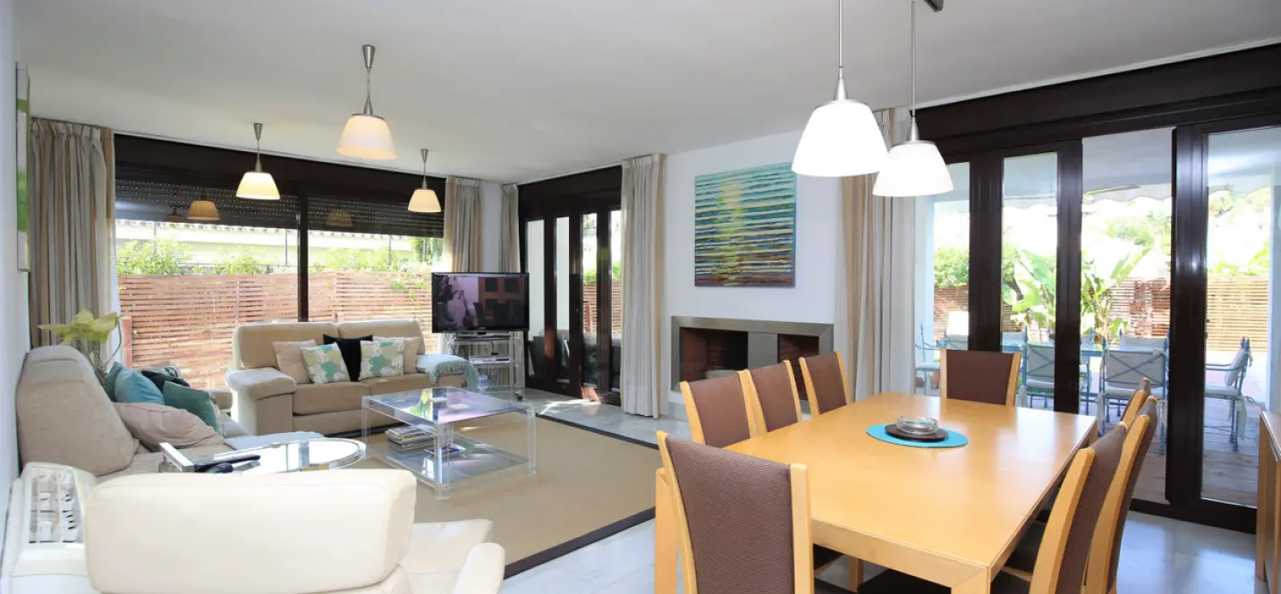 Short-term rent of detached villa in Marbella 3