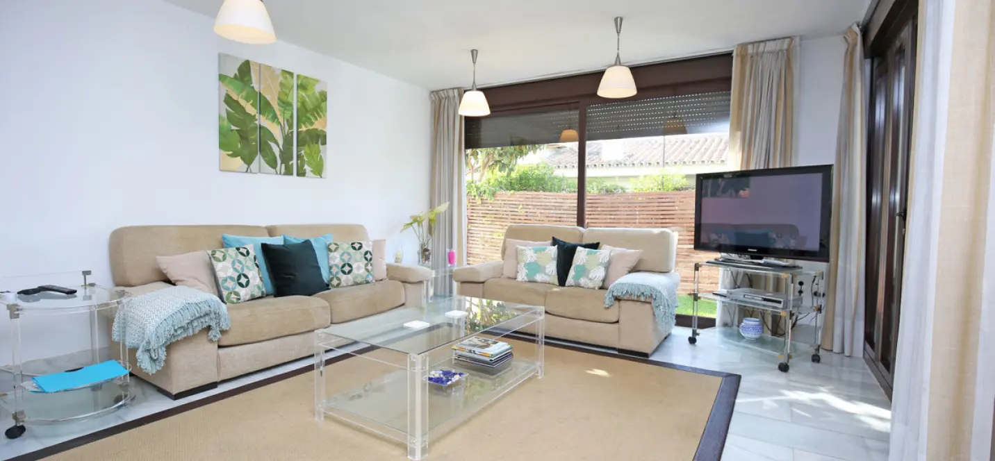 Short-term rent of detached villa in Marbella 4
