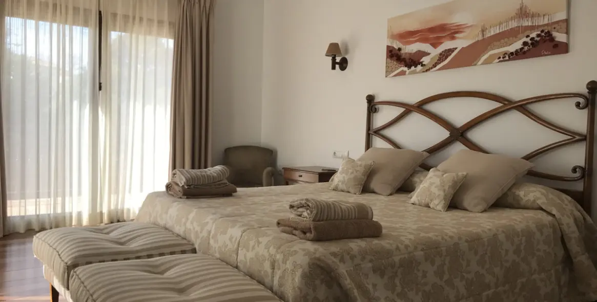 Short-term rent of detached villa in Benahavís 4