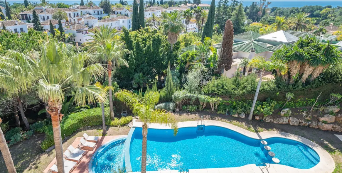 Short-term rent of ground floor apartment in The Golden Mile 1