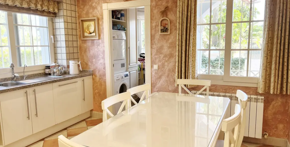 Краткосрочная аренда  отдельно стоящей виллы в Puerto Banús 6