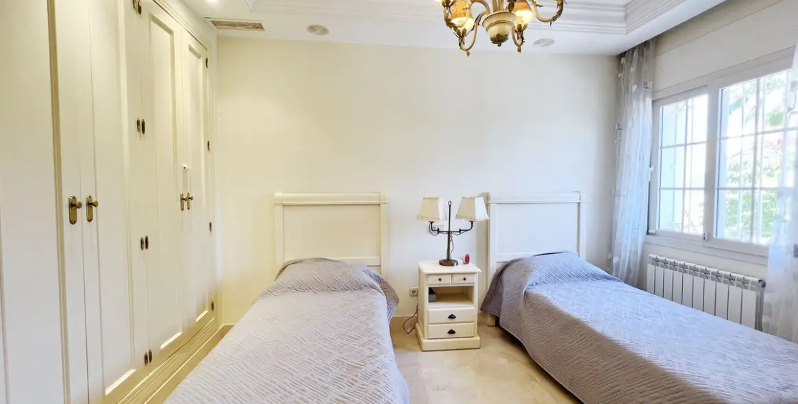 Краткосрочная аренда  отдельно стоящей виллы в Puerto Banús 13