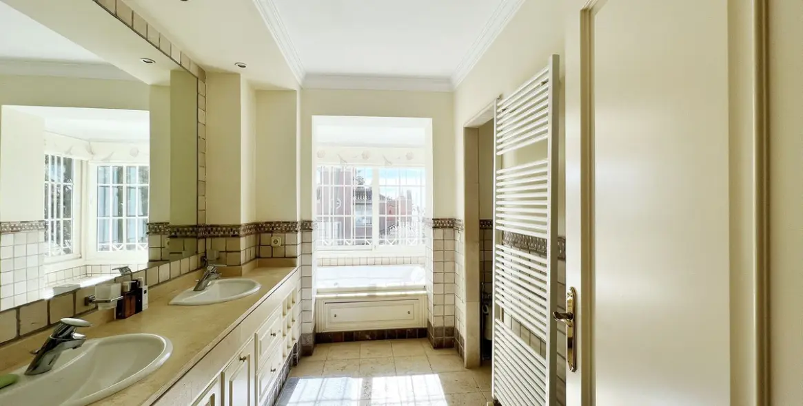 Краткосрочная аренда  отдельно стоящей виллы в Puerto Banús 26