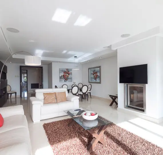 Short-term rent of middle floor apartment in Puerto Banús