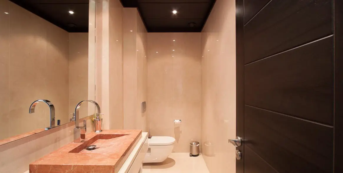 Short-term rent of middle floor apartment in Puerto Banús 11