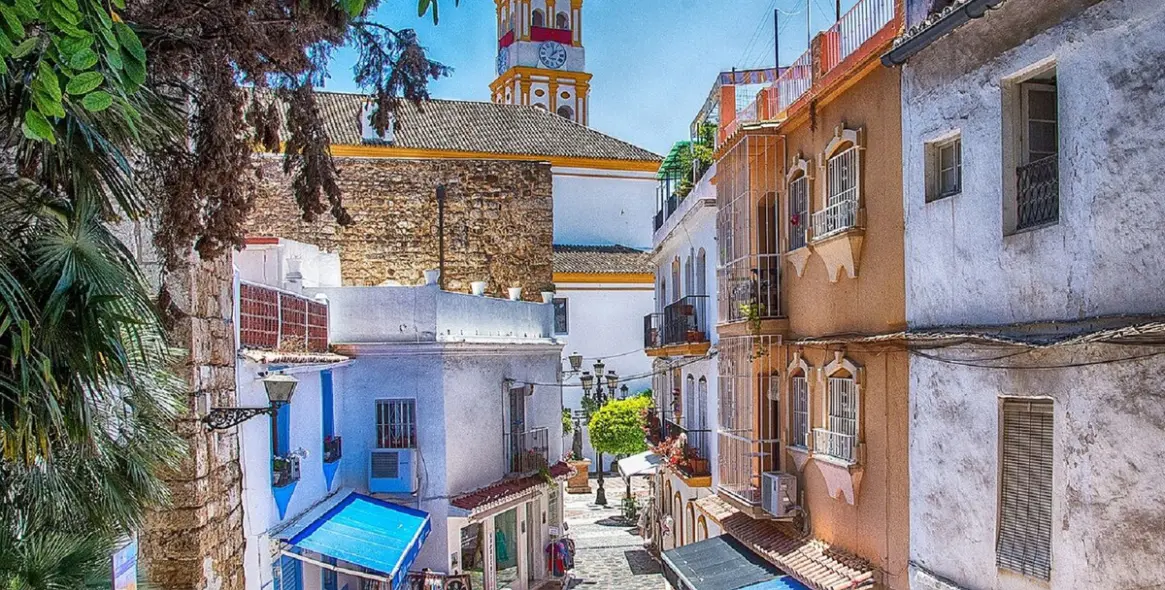 Short-term rent of detached villa in Marbella 10