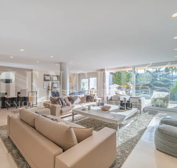 Short-term rent of penthouse in The Golden Mile