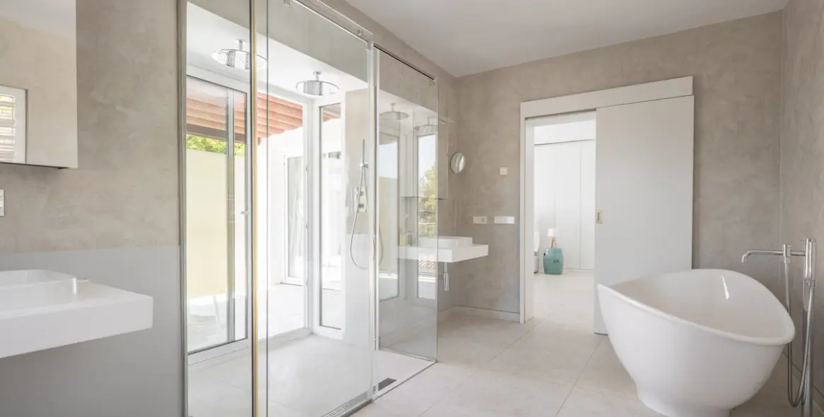 Краткосрочная аренда  отдельно стоящей виллы в The Golden Mile 5