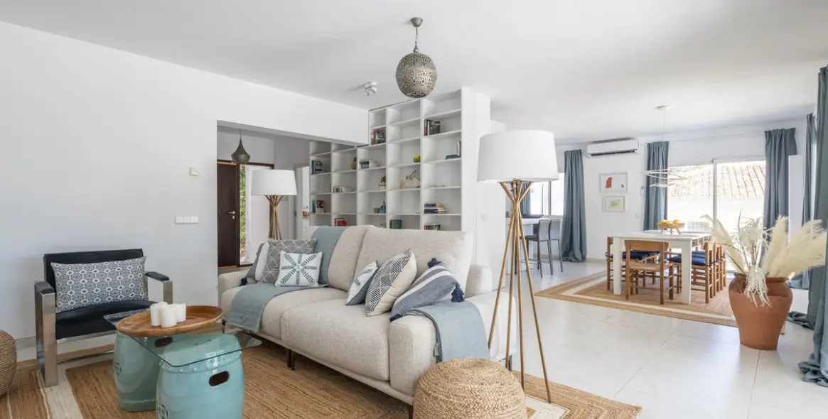 Краткосрочная аренда  отдельно стоящей виллы в The Golden Mile 16