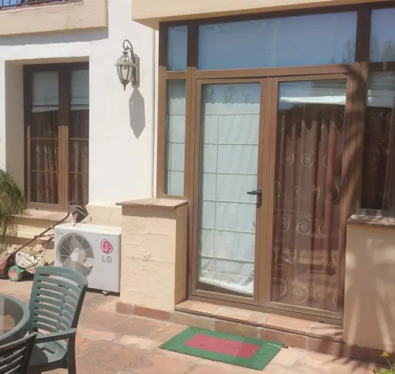 Краткосрочная аренда  отдельно стоящей виллы в Benahavís