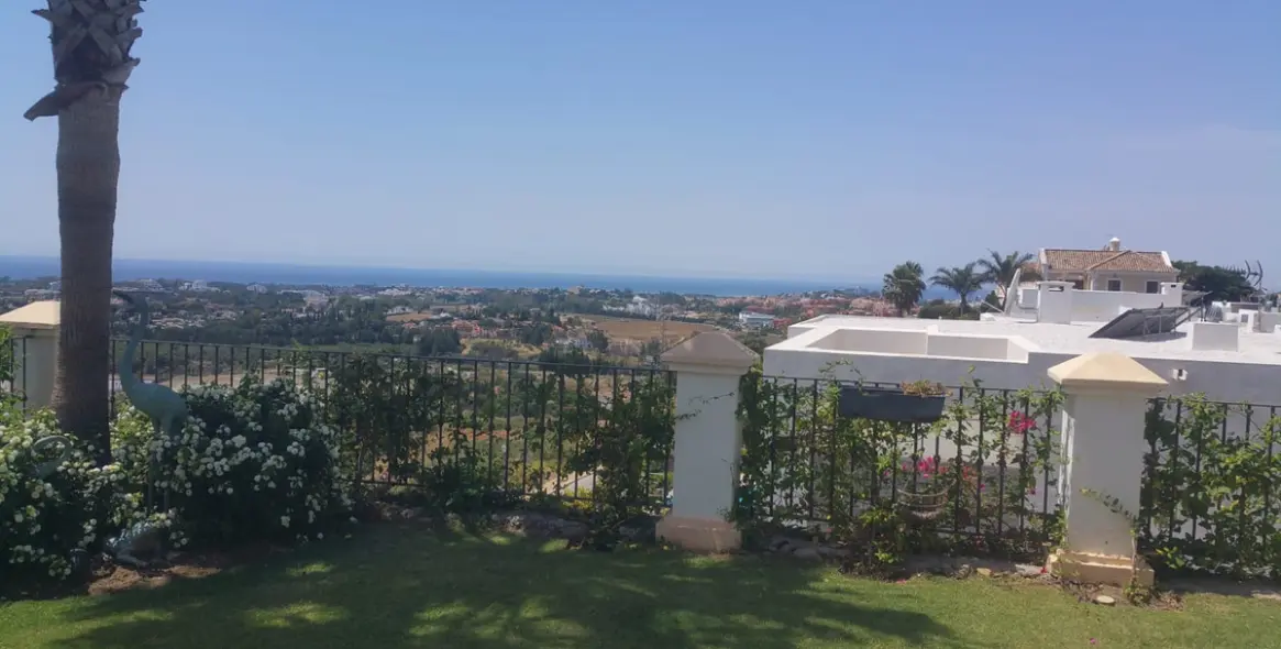 Short-term rent of detached villa in Benahavís 8