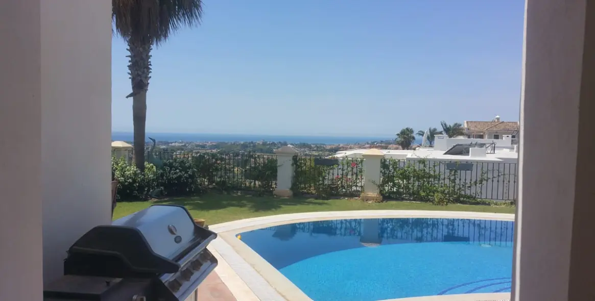 Short-term rent of detached villa in Benahavís 12