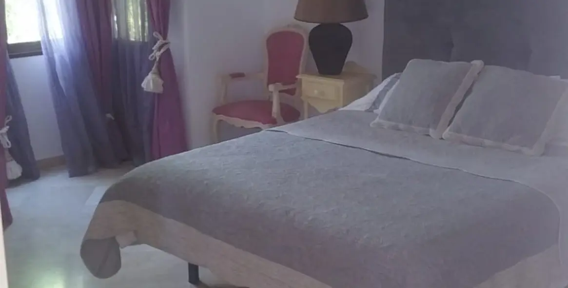 Short-term rent of detached villa in Benahavís 13