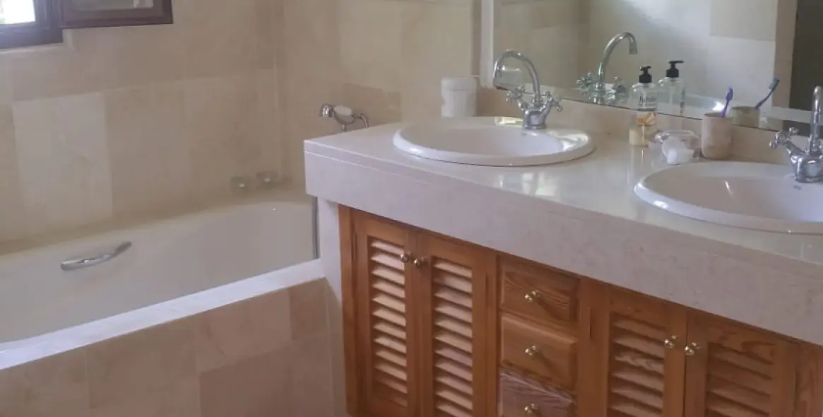 Short-term rent of detached villa in Benahavís 16