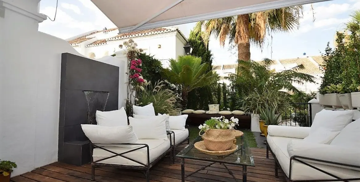 Краткосрочная аренда таунхауса в Marbella 1