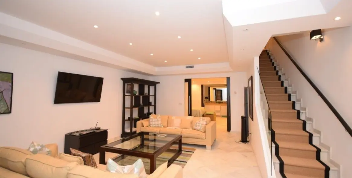 Краткосрочная аренда таунхауса в Marbella 12