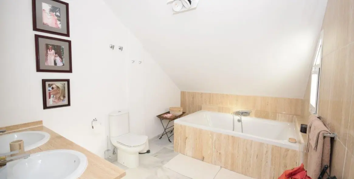 Краткосрочная аренда таунхауса в Marbella 25