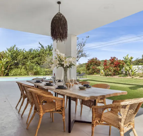 Long-term rent of detached villa in Las Chapas