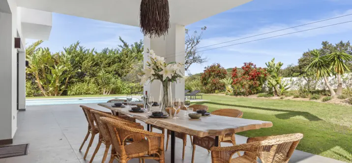 Long-term rent of detached villa in Las Chapas 1