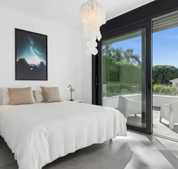 Long-term rent of detached villa in Las Chapas