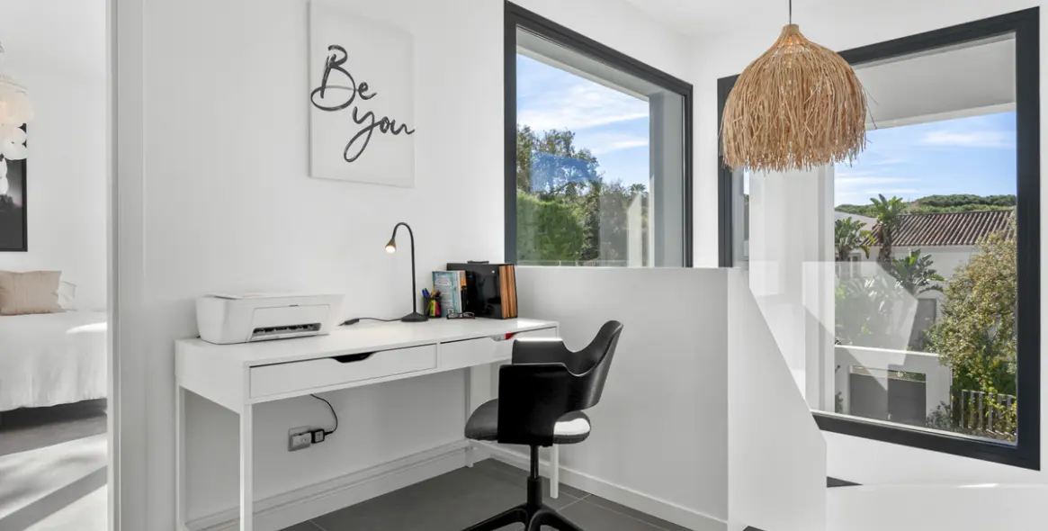 Долгосрочная аренда  отдельно стоящей виллы в Las Chapas 7